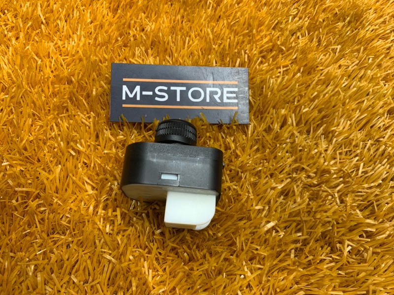 Кнопка регулировки зеркал, 500 рублей, Красноярск