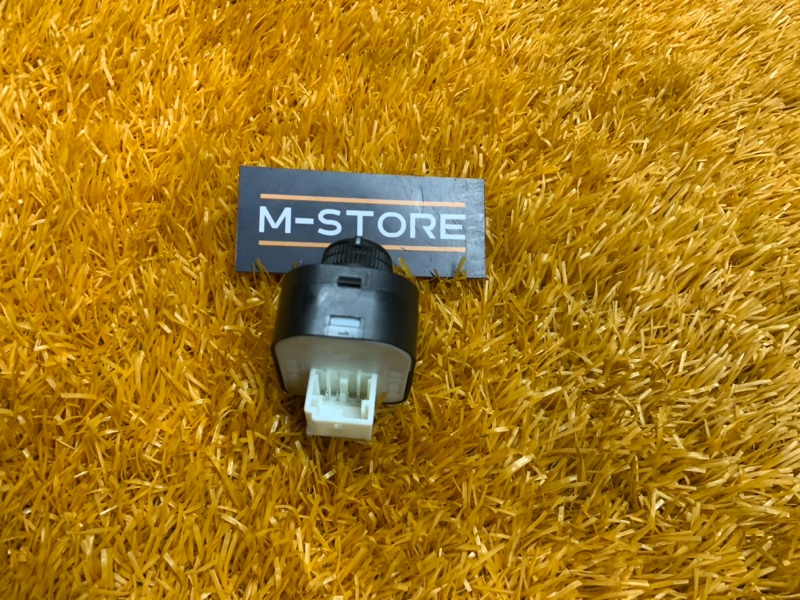 Кнопка регулировки зеркал, 500 рублей, Красноярск