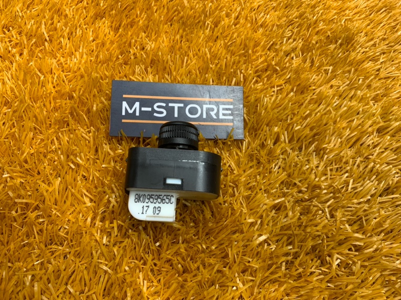 Кнопка регулировки зеркал, 500 рублей, Красноярск