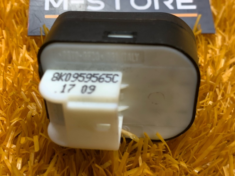 Кнопка регулировки зеркал, 500 рублей, Красноярск