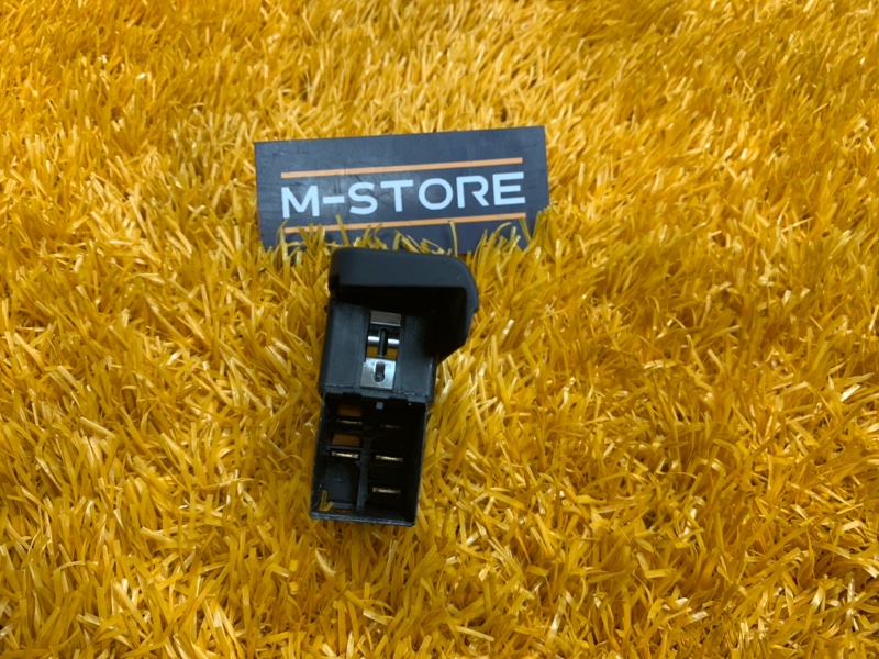 Кнопка центрального замка, 200 рублей, Красноярск