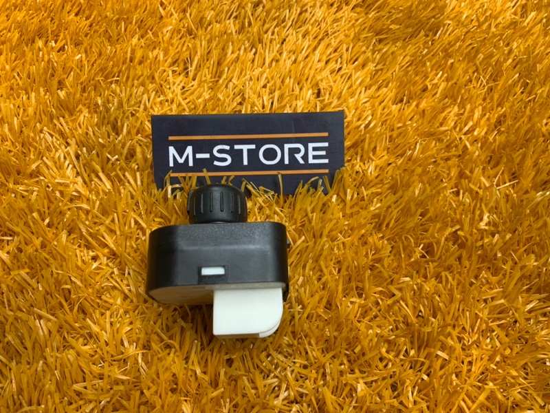 Кнопка регулировки зеркал, 300 рублей, Красноярск