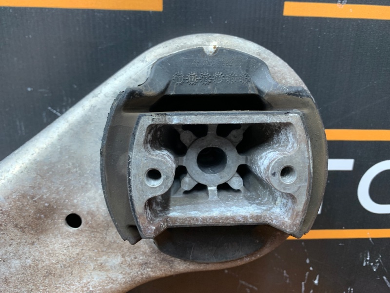 Балка поперечная (подрамник), 6730 рублей, Красноярск