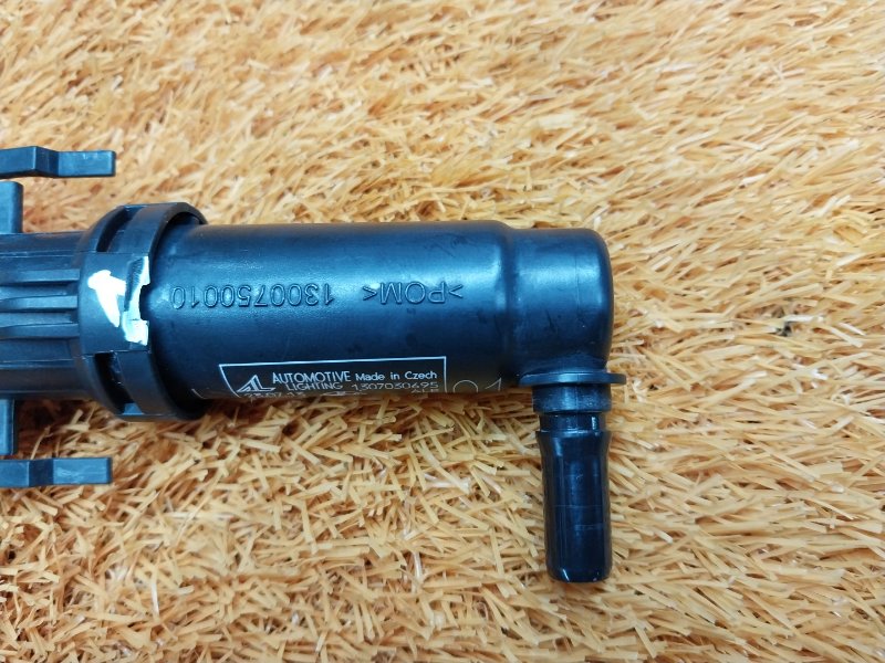 Форсунка омывателя фары, 1000 рублей, Красноярск