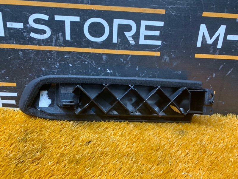 Подлокотник двери, 720 рублей, Красноярск