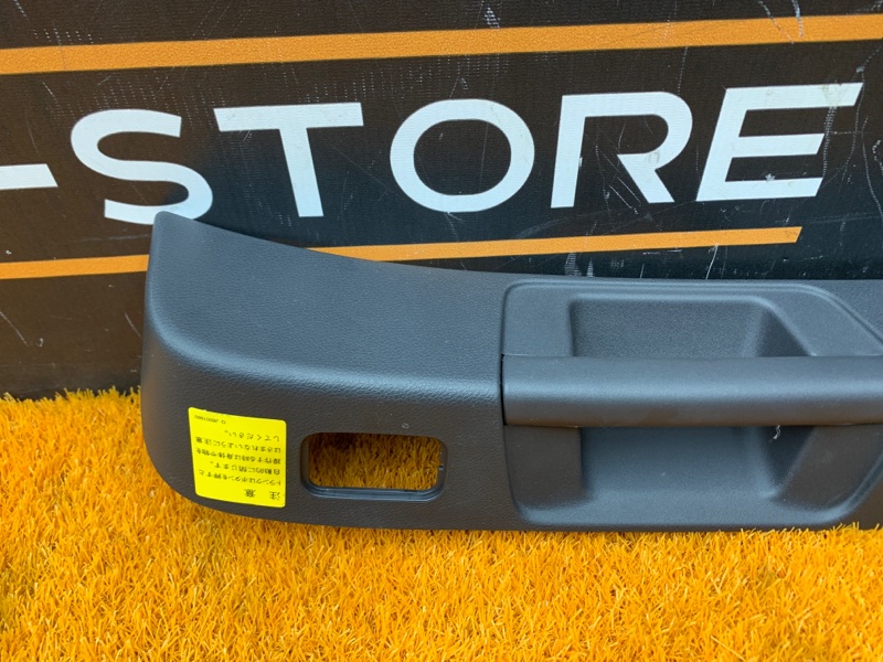 обшивка двери багажника, 1920 рублей, Красноярск