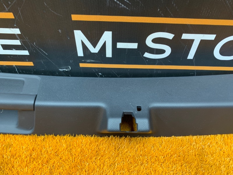 обшивка двери багажника, 1920 рублей, Красноярск