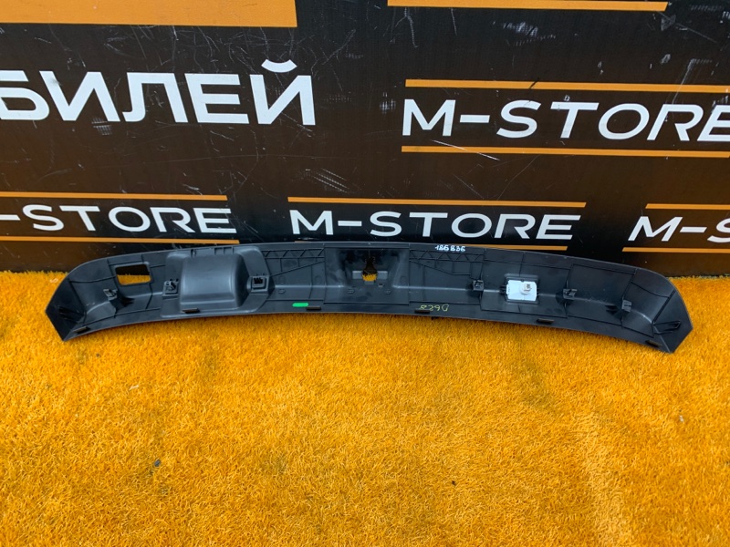 обшивка двери багажника, 1920 рублей, Красноярск