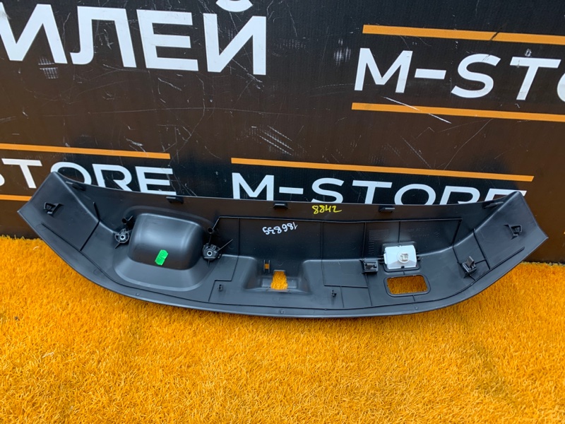 обшивка двери багажника, 1920 рублей, Красноярск