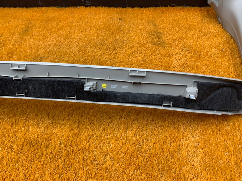 обшивка двери багажника, 670 рублей, Красноярск