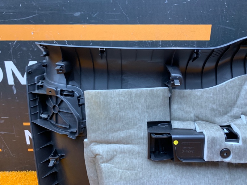 обшивка двери багажника, 980 рублей, Красноярск