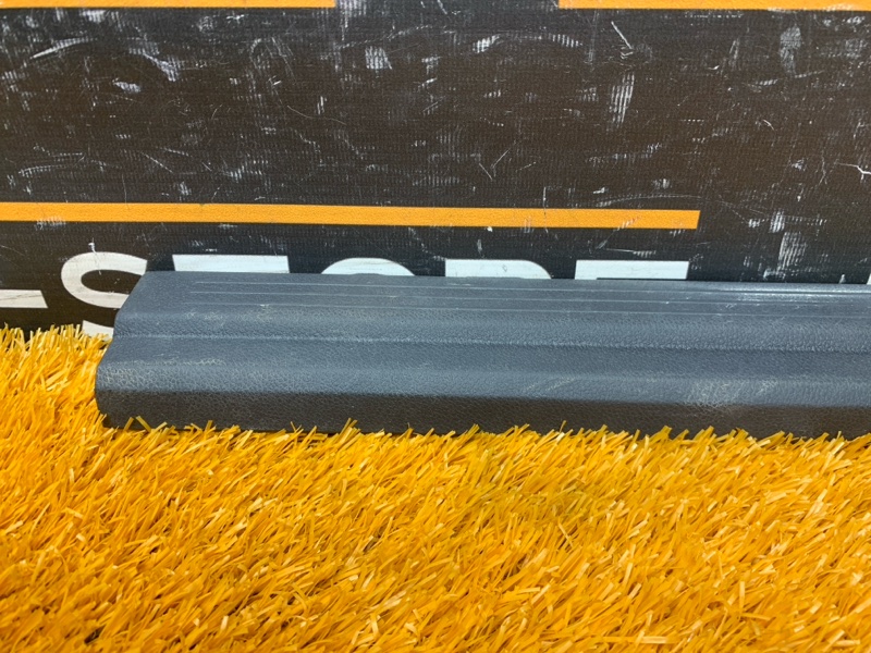 Накладка на порог салона, 300 рублей, Красноярск