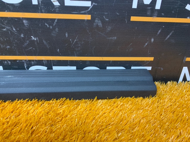 Накладка на порог салона, 300 рублей, Красноярск