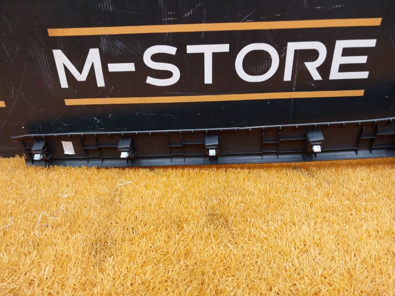 Накладка на порог салона, 980 рублей, Красноярск