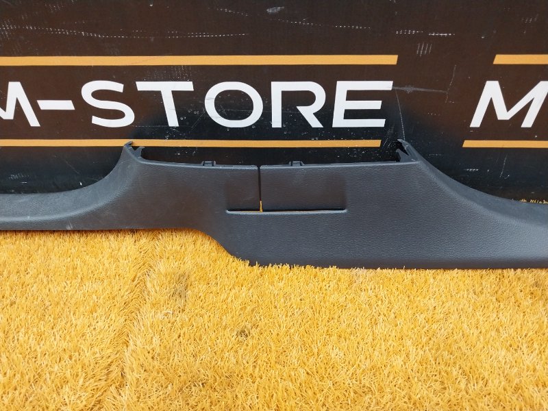 Накладка на порог салона, 980 рублей, Красноярск