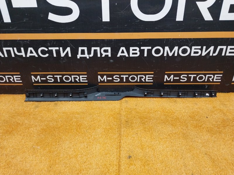 Накладка на порог салона, 980 рублей, Красноярск