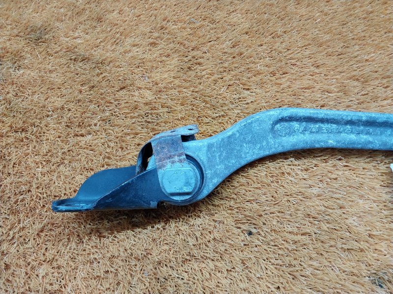 Рычаг подвески нижний, 1000 рублей, Красноярск