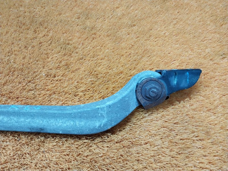 Рычаг подвески нижний, 1000 рублей, Красноярск