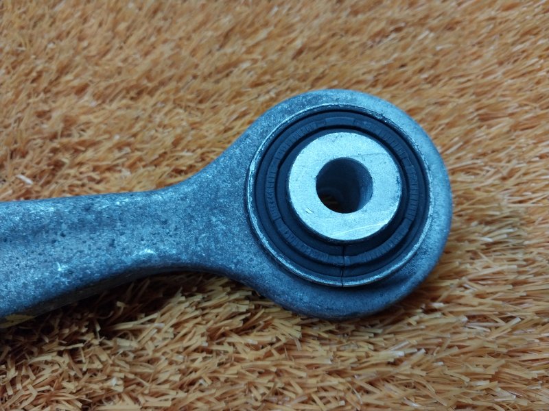 Рычаг подвески верхний, 500 рублей, Красноярск