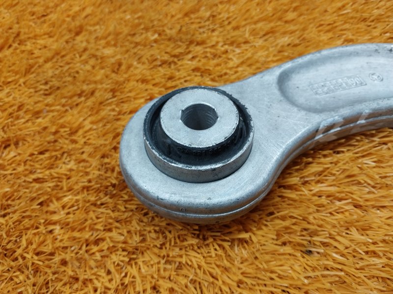 Рычаг подвески верхний, 960 рублей, Красноярск