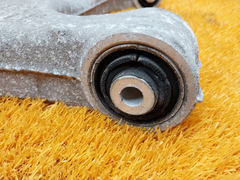 Рычаг подвески нижний, 1000 рублей, Красноярск