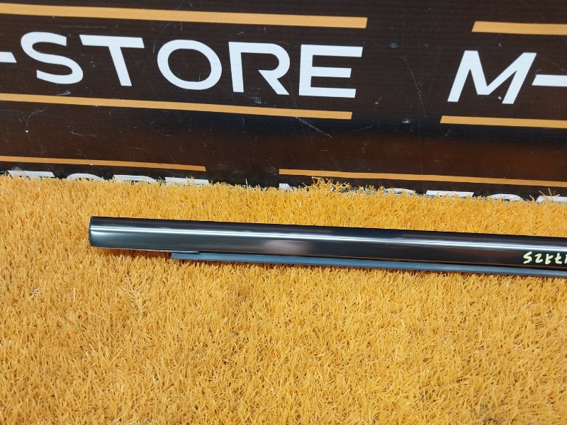 Молдинг стекла внешний, 350 рублей, Красноярск