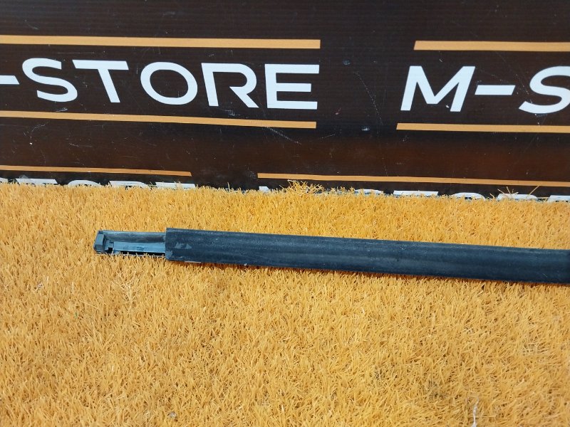 Молдинг стекла внешний, 350 рублей, Красноярск