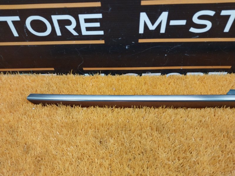 Молдинг стекла внешний, 600 рублей, Красноярск