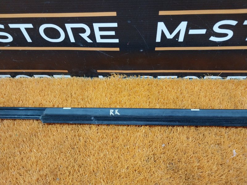 Молдинг стекла внешний, 600 рублей, Красноярск