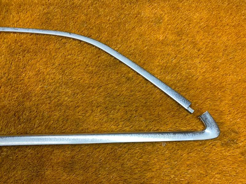 Молдинг стекла кузова, 670 рублей, Красноярск