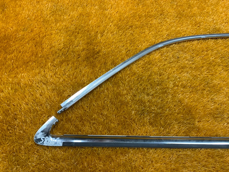 Молдинг стекла кузова, 670 рублей, Красноярск