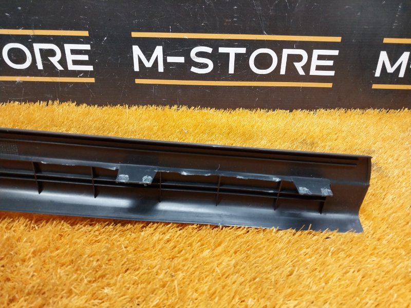 Накладка на порог салона, 670 рублей, Красноярск