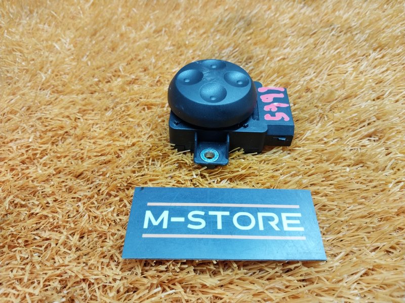 кнопка регулировки сиденья, 670 рублей, Красноярск