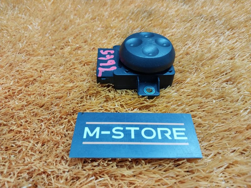 кнопка регулировки сиденья, 670 рублей, Красноярск