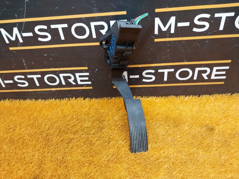 педаль газа, 1290 рублей, Красноярск