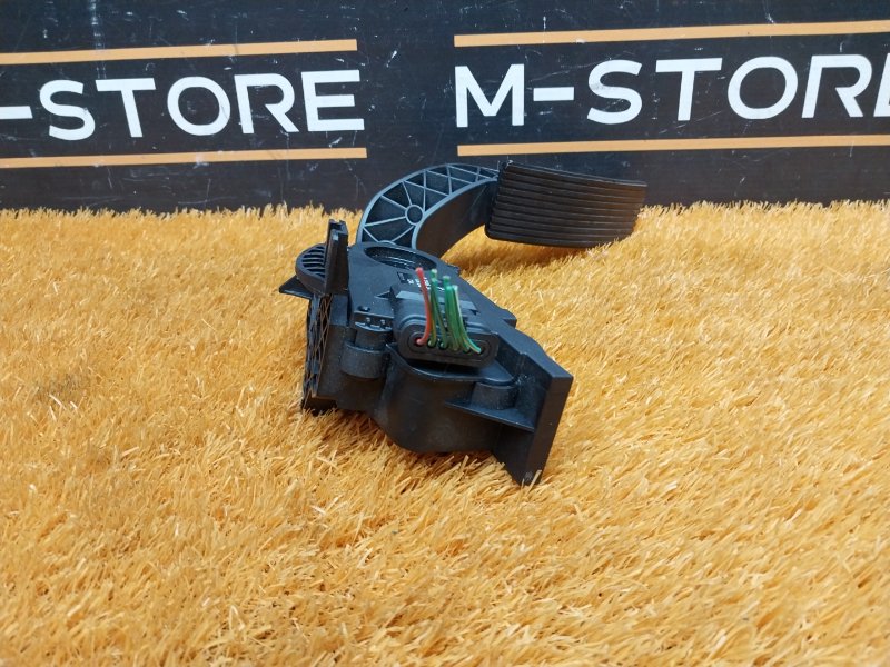 педаль газа, 1290 рублей, Красноярск