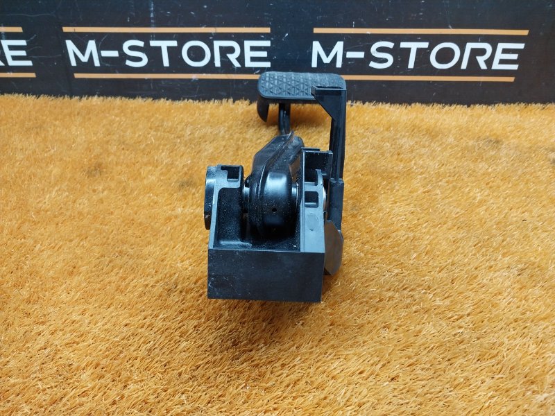 педаль тормоза, 670 рублей, Красноярск