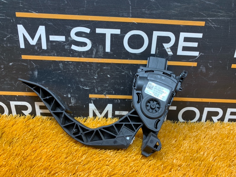 педаль газа, 500 рублей, Красноярск