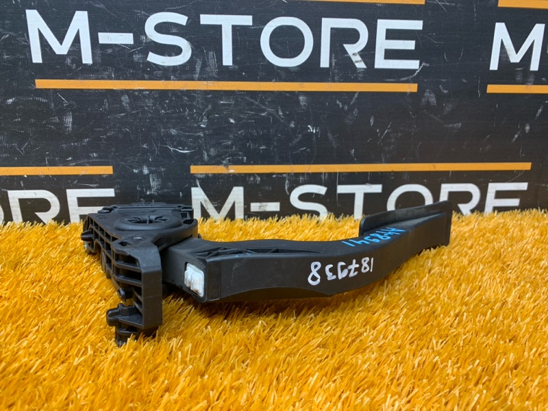 педаль газа, 500 рублей, Красноярск