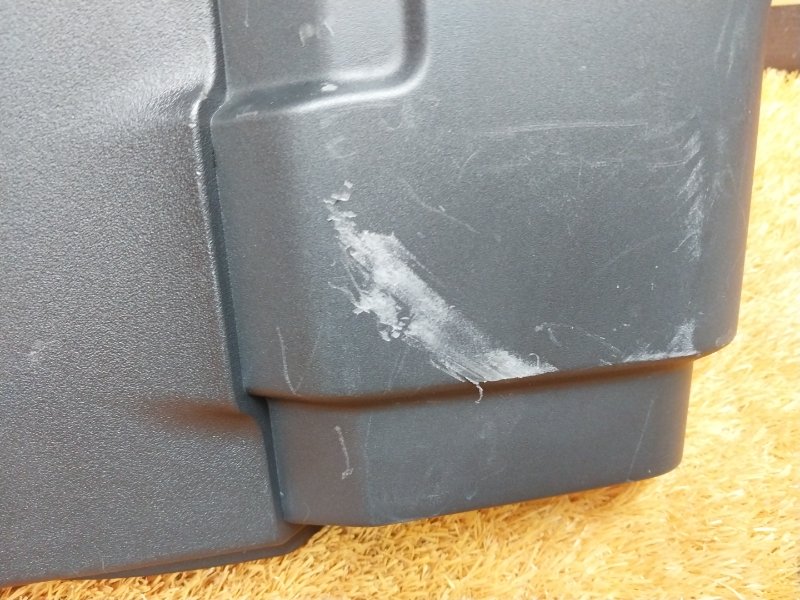 крышка двигателя, 2000 рублей, Красноярск