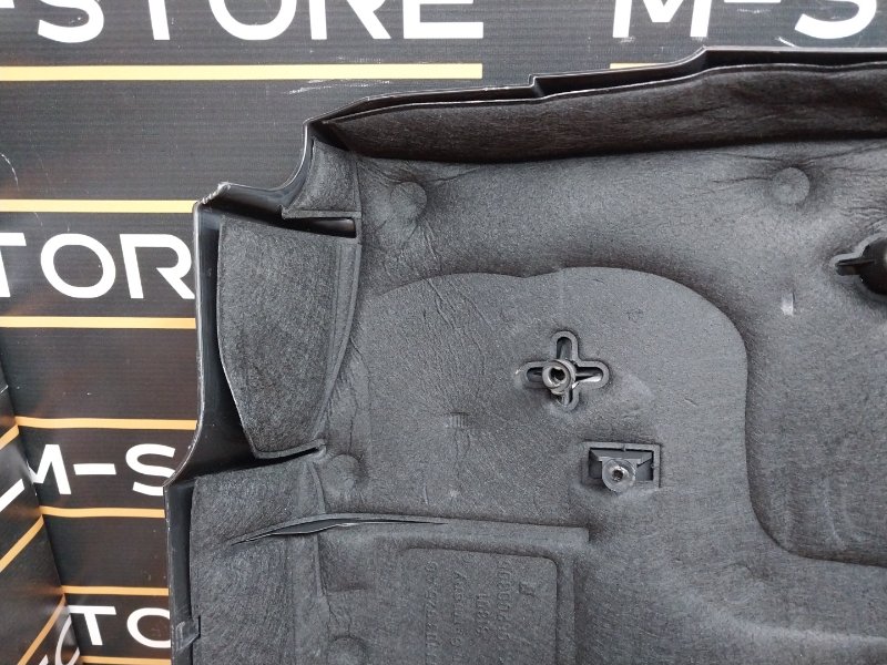 крышка двигателя, 2000 рублей, Красноярск