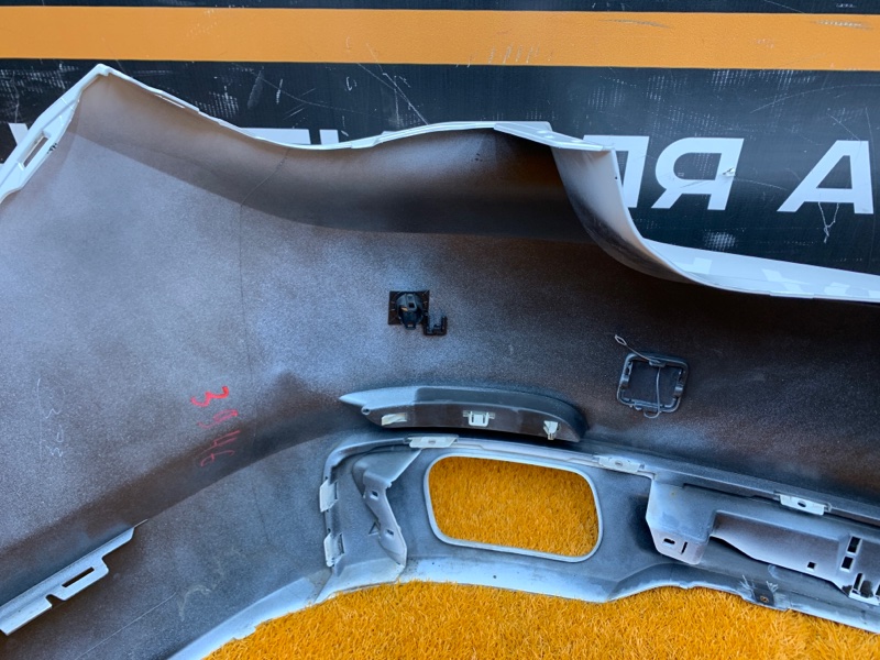 бампер, 8250 рублей, Красноярск