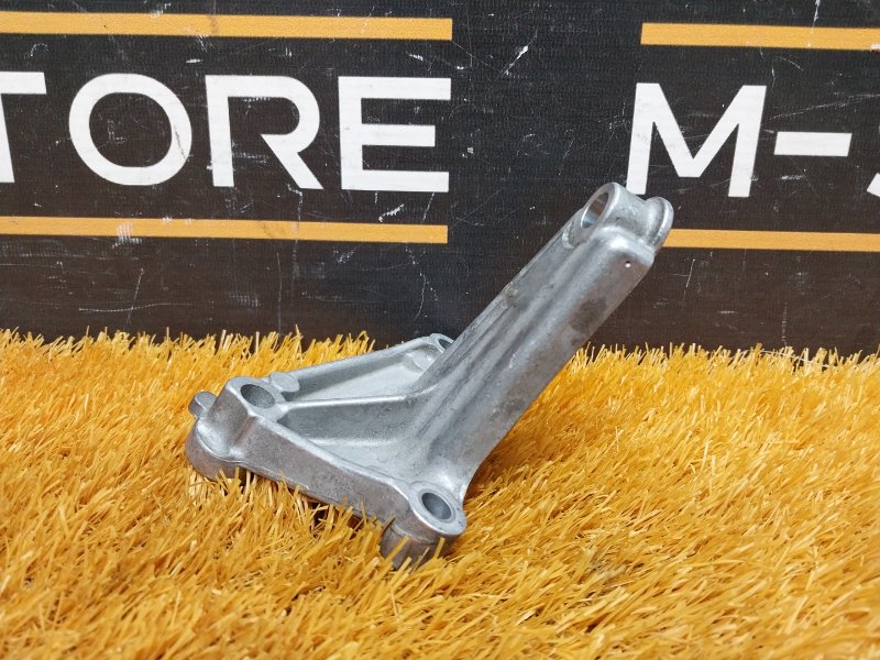 кронштейн, 340 рублей, Красноярск