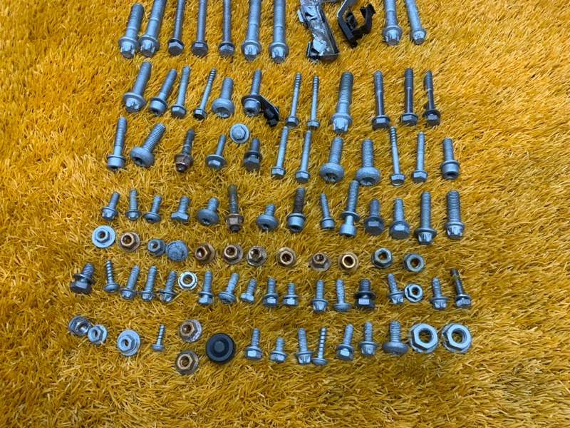 Болты и гайки ДВС, 750 рублей, Красноярск