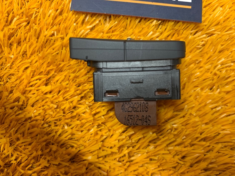 Кнопка центрального замка, 500 рублей, Красноярск