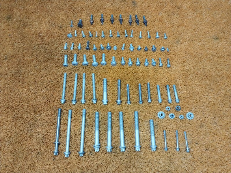 Болты и гайки ДВС, 570 рублей, Красноярск