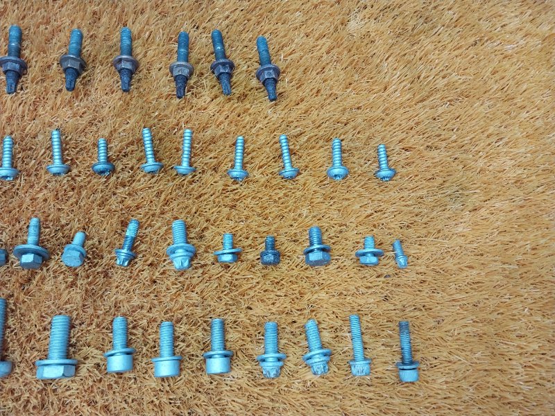 Болты и гайки ДВС, 570 рублей, Красноярск