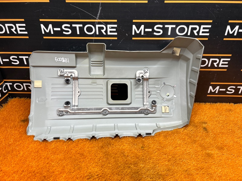 крышка двигателя, 1290 рублей, Красноярск