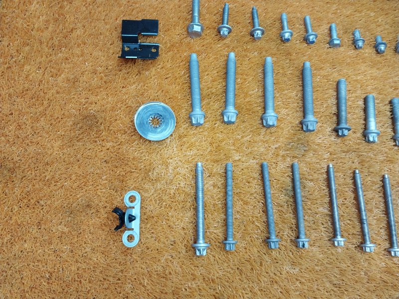 Болты и гайки ДВС, 510 рублей, Красноярск