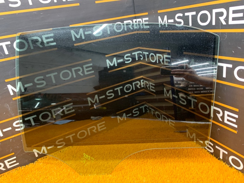 Стекло боковое, 870 рублей, Красноярск